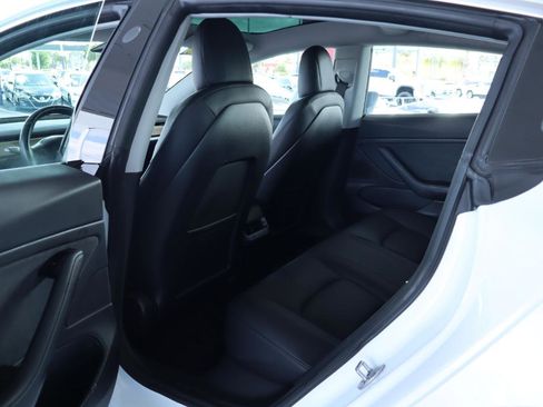Used 2018 Tesla Model 3 Long Range RWD image 28