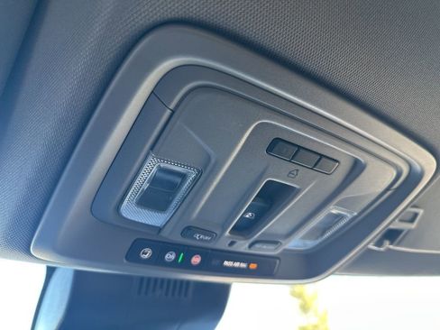 Used 2025 Chevrolet Silverado 2500 LT w/ Safety Package image 25