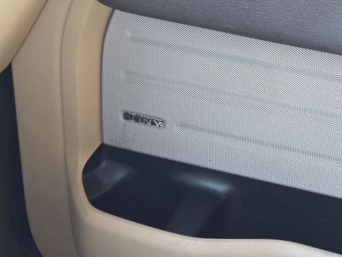 Used 2013 Ford F150 Lariat w/ Luxury Equipment Group image 29