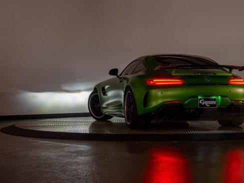 Used 2018 Mercedes-Benz AMG GT R image 26
