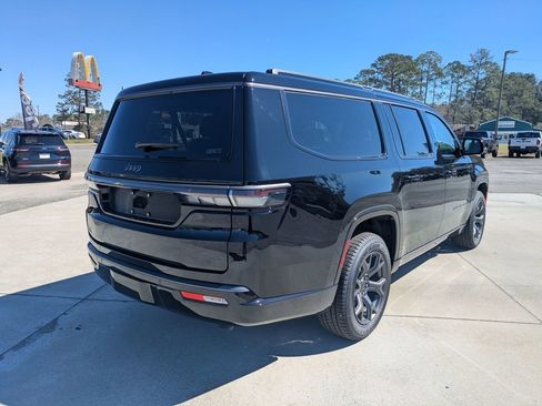 New 2026 Jeep Grand Wagoneer L Limited AWD/4WD image 6