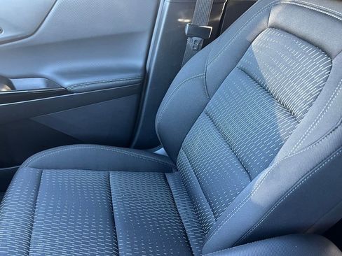 Used 2025 Chevrolet Equinox LT image 30