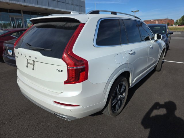 Used 2018 Volvo XC90 T6 Momentum w/ Convenience Package AWD/4WD image 4