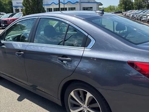 Used 2016 Subaru Legacy 2.5i Limited AWD/4WD image 6