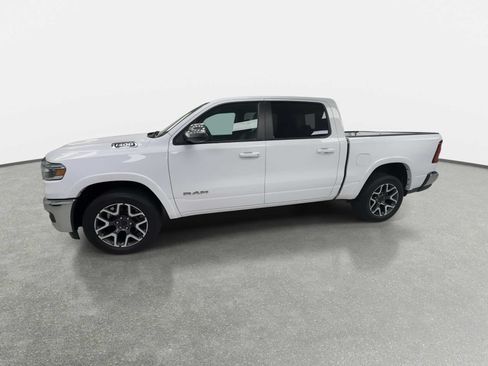 Used 2025 RAM 1500 Laramie AWD/4WD image 5