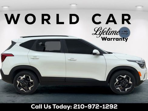 Used 2025 Kia Seltos EX w/ EX Sunroof Package FWD image 8