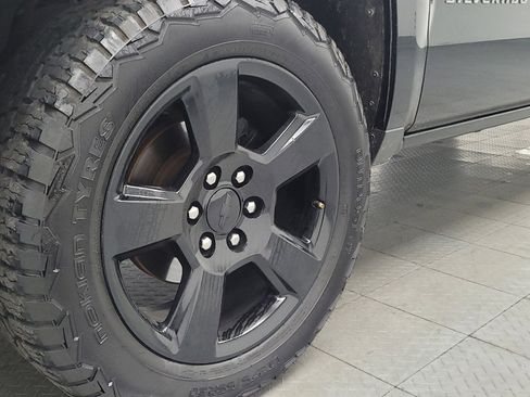 Used 2015 Chevrolet Silverado 1500 W/T RWD image 31