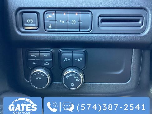 Used 2024 Chevrolet Tahoe LT image 33