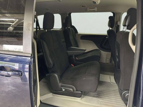 Used 2013 Dodge Grand Caravan SE FWD image 33