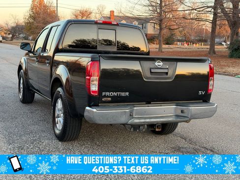 Used 2019 Nissan Frontier SV image 10