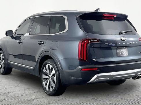 Used 2020 Kia Telluride EX w/ EX Premium Package FWD image 3