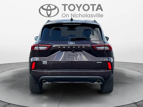 Used 2023 Ford Escape ST-Line Elite image 5