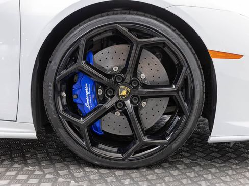 Used 2020 Lamborghini Huracan EVO AWD/4WD image 48