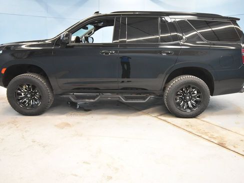 Used 2021 Chevrolet Tahoe Z71 w/ Z71 Signature Package AWD/4WD image 32