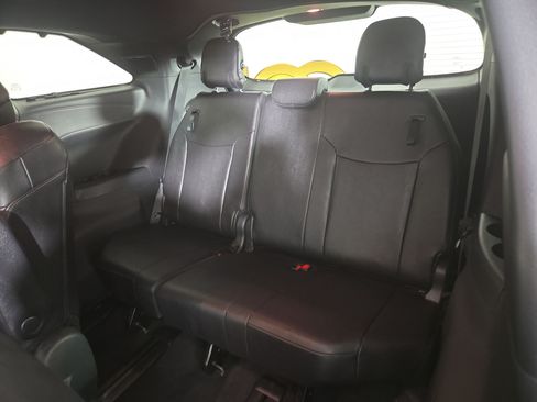 Used 2026 Toyota Sienna Platinum AWD/4WD image 13