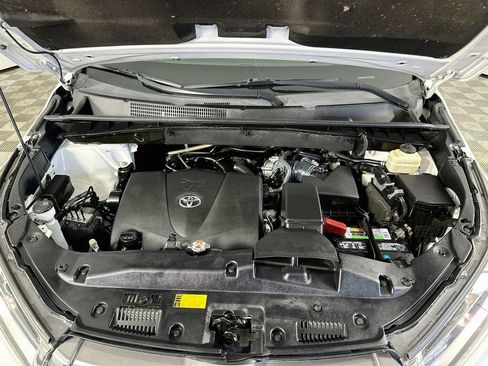 Used 2018 Toyota Highlander Limited FWD image 37
