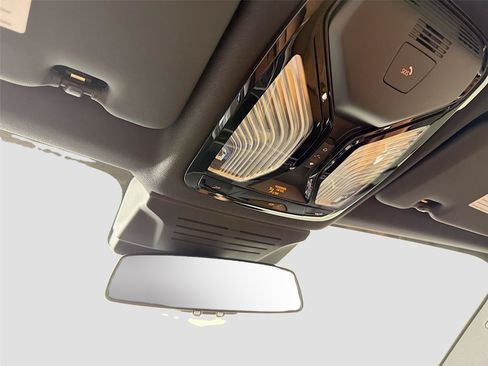 New 2026 BMW X5 xDrive40i AWD/4WD image 19