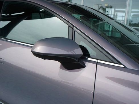 New 2025 Chevrolet Equinox EV LT image 10