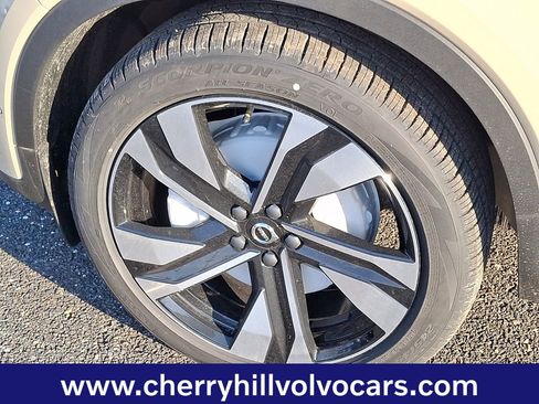 New 2026 Volvo XC40 B5 Plus w/ Protection Package Premier image 6