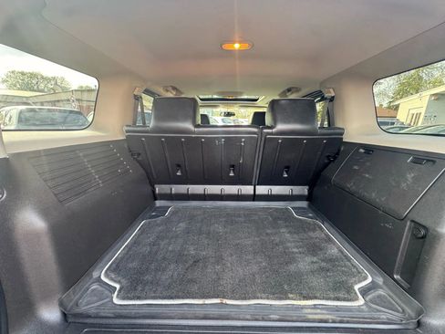 Used 2009 HUMMER H3 Luxury image 18