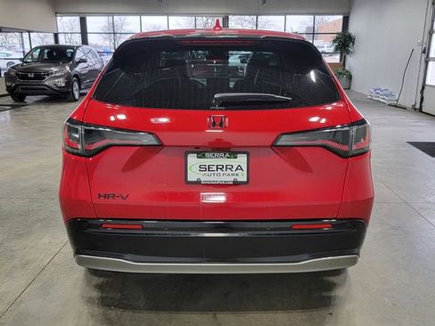 Certified 2024 Honda HR-V EX-L image 7