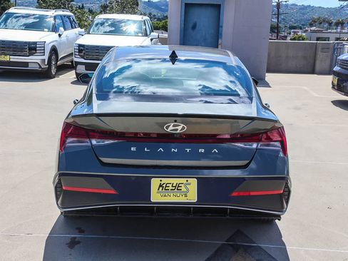 New 2026 Hyundai Elantra SEL Sport Premium FWD image 6
