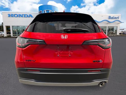 New 2026 Honda HR-V Sport image 4