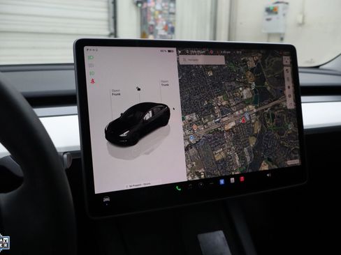 Used 2023 Tesla Model 3 Performance image 22