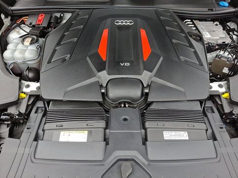 Used 2021 Audi SQ8 Prestige w/ Prestige Package image 28