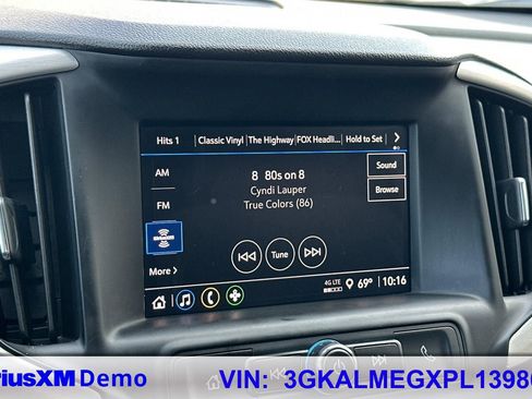 Certified 2023 GMC Terrain SLE w/ Elevation Edition image 39