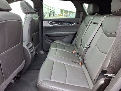 Used 2023 Cadillac XT5 Premium Luxury image 10