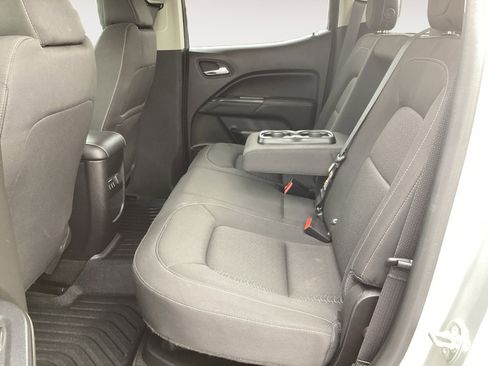 Used 2017 GMC Canyon SLE image 27