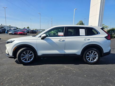 Used 2024 Honda CR-V EX image 5