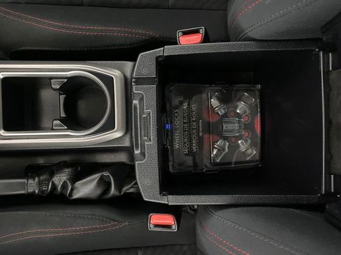 Used 2022 Toyota Tacoma SR5 AWD/4WD image 27