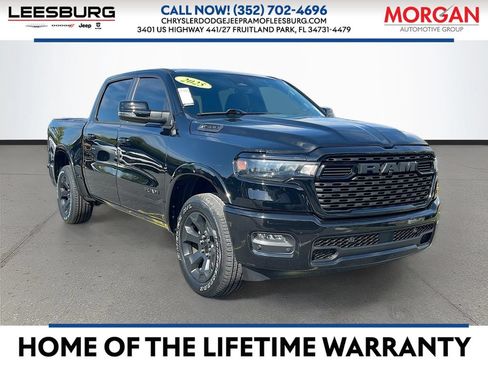 Certified 2025 RAM 1500 Big Horn AWD/4WD image 1