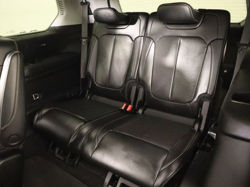 Used 2021 Jeep Grand Cherokee L Limited w/ Luxury Tech Group II image 14