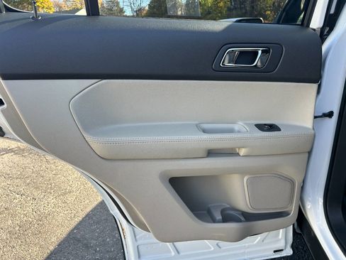 Used 2013 Ford Explorer 4WD image 26