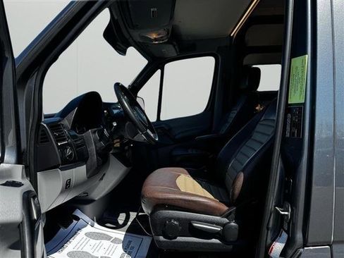 Used 2017 Mercedes-Benz Sprinter 3500 image 15
