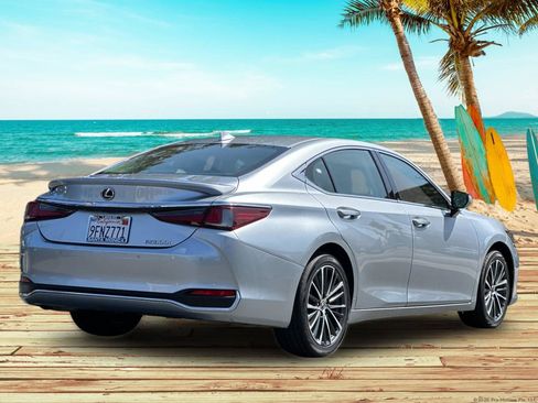 Used 2023 Lexus ES 300h w/ Premium Package FWD image 6