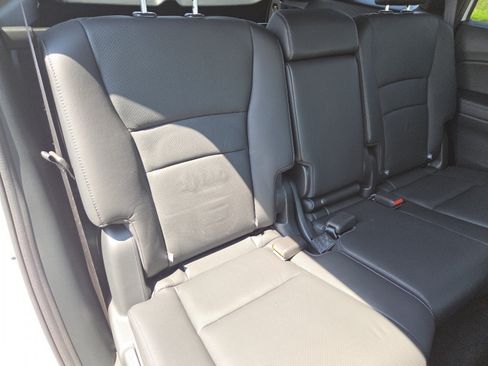 Used 2023 Honda Passport EX-L image 23
