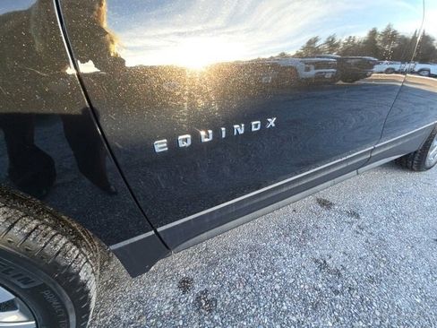 Used 2024 Chevrolet Equinox Premier image 31