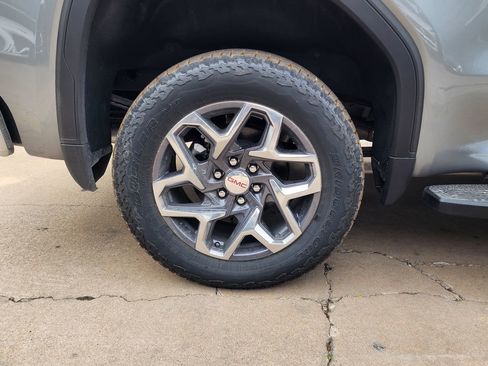 New 2026 GMC Sierra 1500 SLT w/ SLT Premium Plus Package image 51