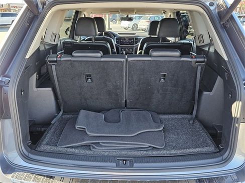 Used 2022 Volkswagen Atlas SE image 12