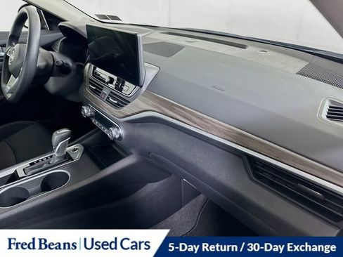 Used 2025 Nissan Altima 2.5 SV w/ SV Special Edition Package image 29