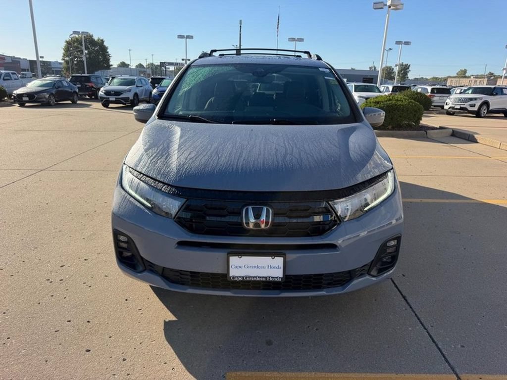 New 2027 Honda Odyssey Touring image 8
