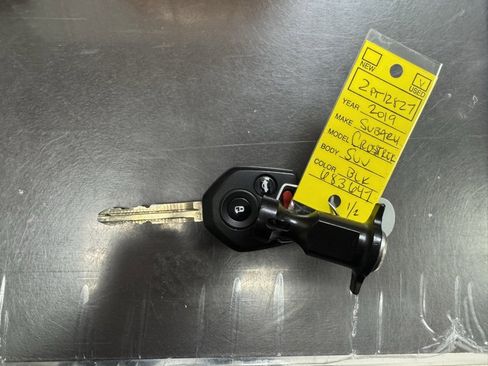 Used 2019 Subaru Crosstrek 2.0i Premium w/ Eyesight System image 12