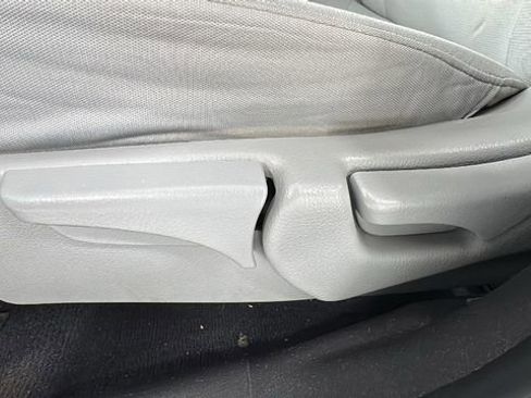 Used 2013 Kia Sorento LX image 11