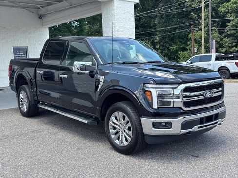 Used 2025 Ford F150 Lariat w/ Equipment Group 501A Mid AWD/4WD image 21