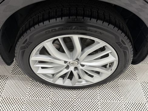 Used 2022 Maserati Levante GT image 29