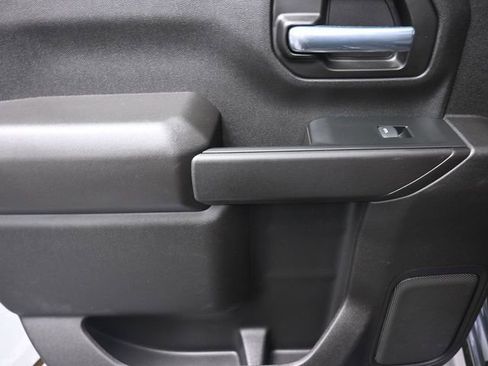 Used 2024 Chevrolet Silverado 2500 Custom w/ Custom Value Package image 19